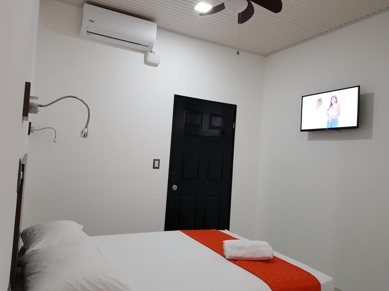Hotel Milan Costa Rica Сан-Хосе Экстерьер фото